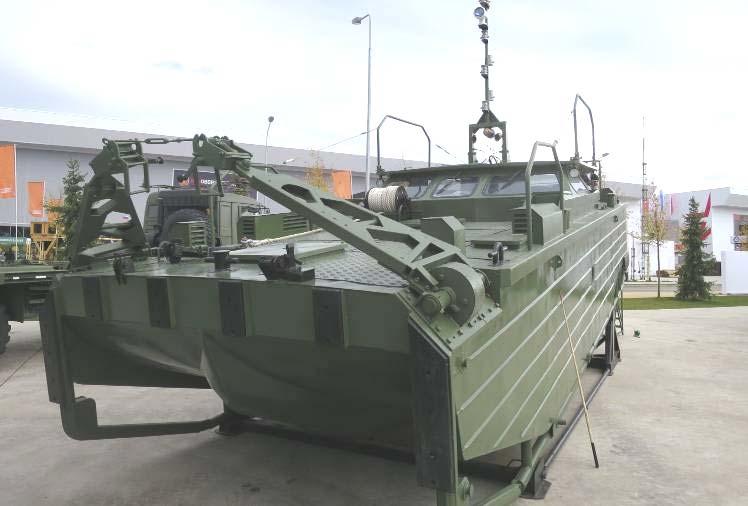 De nya bogserbåtarna betecknas BMK-15 och BMK-MO. BMK-15 och BMK-MO tillverkas vid två olika skeppsvarv som har en del gemensamt.