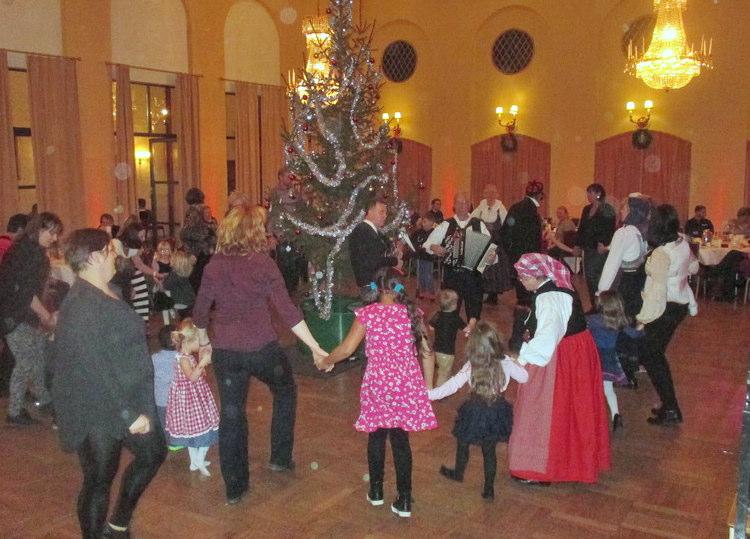 Lekledningar Företag Odd Fellow Gustav Vasa Alecta Hökmossens Gård Datum Lördag 6 januari Lördag 13 januari Söndag 14 januari Adress Västra Kungsträdgårdsgatan Regeringsgatan 107 Hökmossevägen