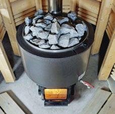 Dess vattenmantel är en säker lösning för uppvärmning av vattnet som passar perfekt in i kåtans stämning. Vattentemperaturen överstiger aldrig 100 C.