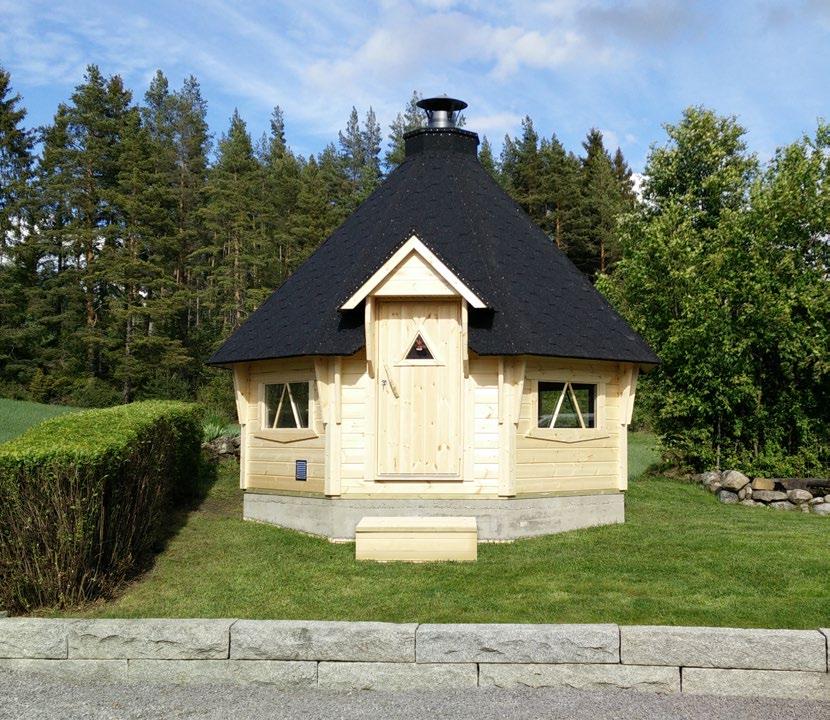 Utrustningen i Timapuus grillkåtor är finskt kvalitetsarbete som det är lätt att få reservdelar till. Kåta 12 Pryder en större gårdsplan Denna kåta har gott om utrymme för cirka 20 personer.