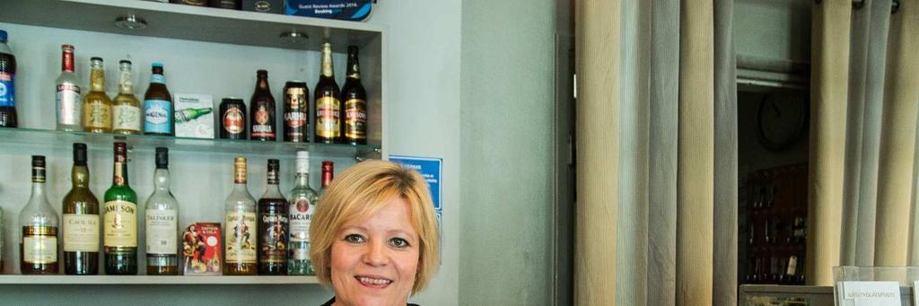 - Vårt hotell är litet och mysigt. Vi är ett egenägt hotell så vi hör inte till någon kedja.