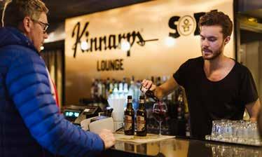 OfFicielL partner KinNaRps LOunge plus Exklusiv tv-exponering och nätverk för ditt företag Det här paketet är för dig som vill synas tydligt i arenan under Örebro Hockeys hemmamatcher.
