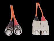 Fiberkablage Multimod OM2, 50/125 µm SMA - ST/PC 641201...1 m 641202...2 m 641203...3 m 641205...5 m 641210...10 m ST/PC - SC/PC 642401...1 m 642402...2 m 642403...3 m 642405...5 m 642407... 7 m 642410.