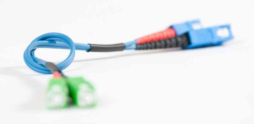 Fiberkablage, singelmod Fiberkablage Singelmod Fiberoptiska korskopplingskablage singelmod som uppfyller standarden för G657A1 samt G652D, perfekt för användning i trånga utrymmen där man inte kan