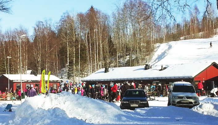 se www.sidsjobacken.se Till stugan tar du dig, med bil eller buss, från: Sundsvalls centrum cirka 3 km. Buss nr 3 eller 142. Från Sidsjöstugan utgår skidspår mot: Fågelberget cirka 5 km.