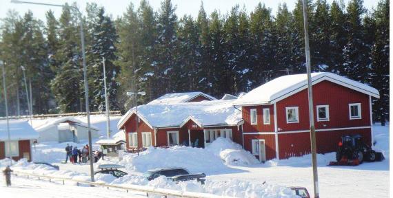 TIMRÅSTUGAN Timråstugan ägs av Timrå SOK. Den är Timrå SOK;s klubbstuga och ligger på Timrå Friluftscentrum, Skönviksberget.