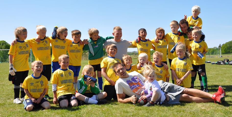 Fotbollsskola I maj körde vi den återkommande och mycket populära Landslagets Fotbollsskola.