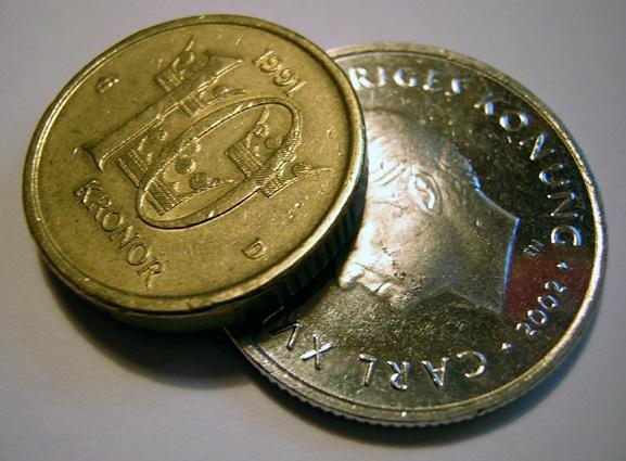 utan döms till ett liv i fattigdom. Och eftersom föräldrar då stöttar upp med pengar även till sina vuxna barn, så drabbas inte kommunen så ofta av höjd kostnad för försörjningsstöd.