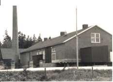Förr i tiden - sockenvandring del 10 Bengt Eliassons dokumentation Så minns jag bebyggelse och folk i Tingstäde mellan åren 1925 och 1935 började på väg 148 från Lokrume mot Tingstäde och nu har