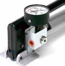 MNOMETER Pump PH70-600 utrustad med manometer MT801 & manometerfäste VM204, för avläsning av hydraultryck.
