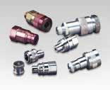 Hydrauliska kopplingar CT-604 säkerhetsverktyg Använd Enerpac CT-604 för att avlasta det hydrauliska trycket genom att på ett säkert sätt öppna kopplingen ock låta oljan sakta rinna ut. Obs!