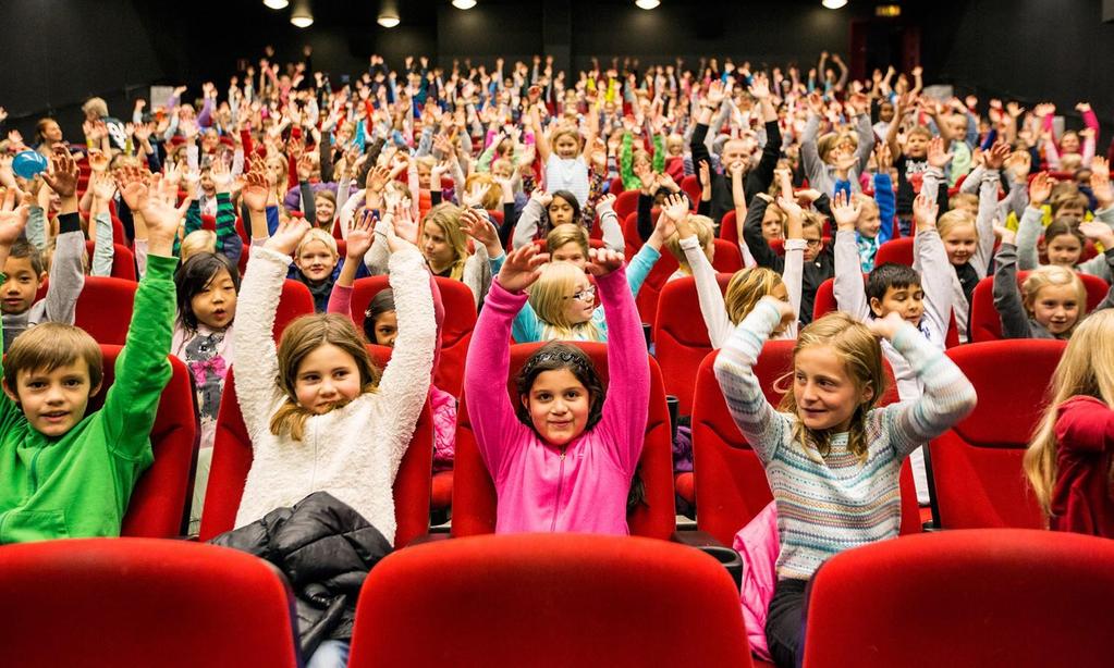 Måndag 8 oktober till fredag 12 oktober på Palladium. Entré 20 kr/per elev. Varje skola använder sin pott av Skapande skola-pengar. Film på bio kan ha åldersgränsen barntillåten, 7, 11 eller 15 år.