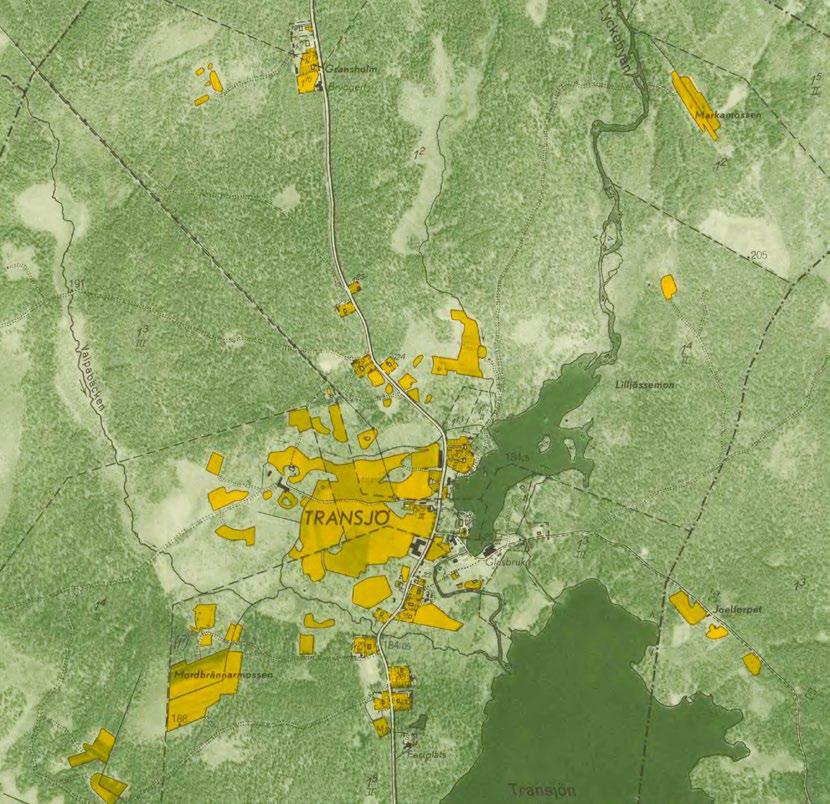Spåren är få idag efter de många byggnader och funktioner som låg här vid vattenfallet. Utsnitt ur ekonomiska kartan från 1949. 2. Vattenkraften Mitt i Transjö rinner Lyckebyån förbi.