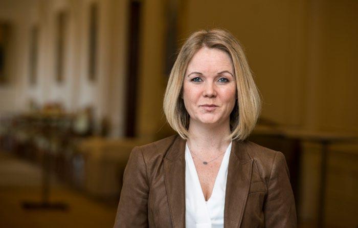-Den svenska modellen står inför stora utmaningar Hallå där Jennie Nilsson, vårdbiträde från Hylte, riksdagsledamot (S) för Socialdemokraterna i Halland och ordförande i riksdagens näringsutskott!