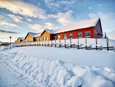 Vård- och omsorgsboende i Kiruna I Kiruna kommun finns idag ca 300 lägenheter på vård- och omsorgsboenden för personer med beslut om vård- och omsorgsboende enligt socialtjänstlagen.