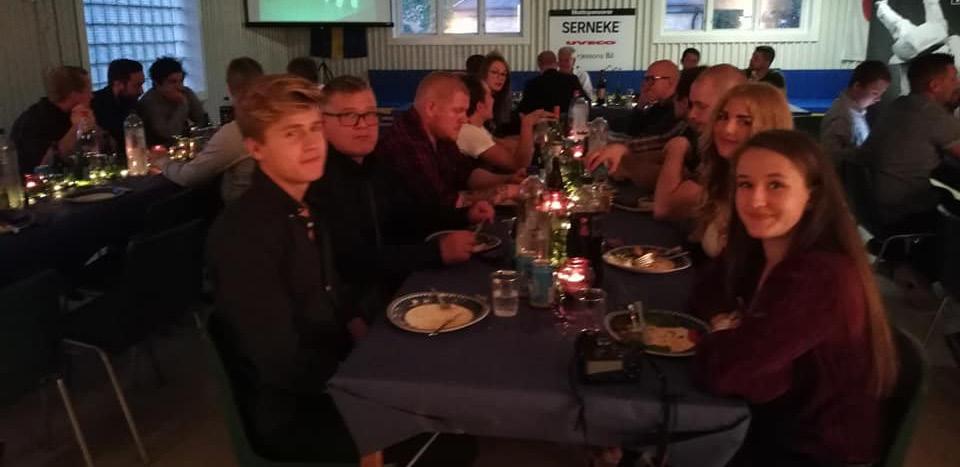 Detta firades såklart genom en trevlig afton med historier, minnen, händelser och god mat och dryck.