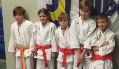 25 februari - JUDITS POKAL 1 I GÖTEBORG VJK ställde upp med fem judoka under Judits Pokal. Från vänster; Elsa Larsson, Alva Dahlström, John Hjortsberg Vranjancu, Casper Svensson och Daniel Stenman.