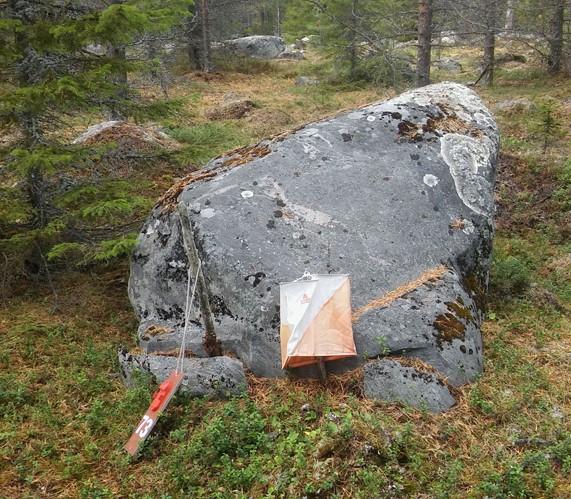 Vad finns under ytan Med hjälp av våra specialutrustade fartyg Ocean Surveyor och Ugglan kartläggs havsbottnens geologi för att få en bild av berg och jord under havsytan.