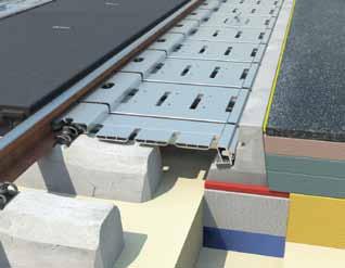 pontistrail 1200 mm ytterpanel, avstånd yttersida räl - kantbalk: 910 mm pontistrail 600 mm bärare (aluminium) 4 5 pontistrail tätlåsande system (se sidan 7) > alla komponenter i varmdraget och