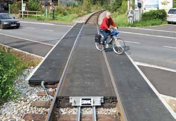 Alla produkter som hör till STRAIL - familjen har godkänts och installerats i nästan alla stora järnvägsländer. Vi svarar gärna på de specifika frågor ni kan ha i detta ämne.