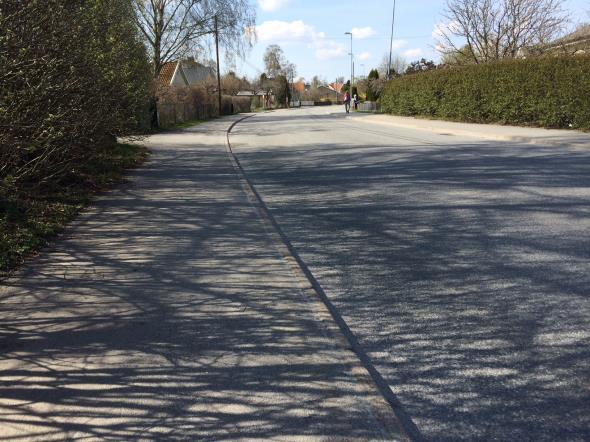 2 Gång- och cykelbanor Töjnan har ett gatunät som består av lokalgator som ansluter till huvudvägar i form av Kanalvägen, Ryavägen och Sveavägen.