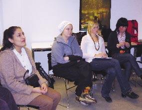 11 Seminarier och workshops några exempel På MR-dagarna 2004 arrangerades en framtidsteater som var mycket välbesökt och uppskattad.