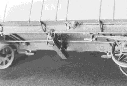 Schematisk uppbyggnad Komponenter som ingår i ett belysningssystem är i tur och ordning följande: 1. gasbehållare 2. manometer 3. påfyllningskranar (oljegas) 4. tryckregulator 5. avstängningskran 6.