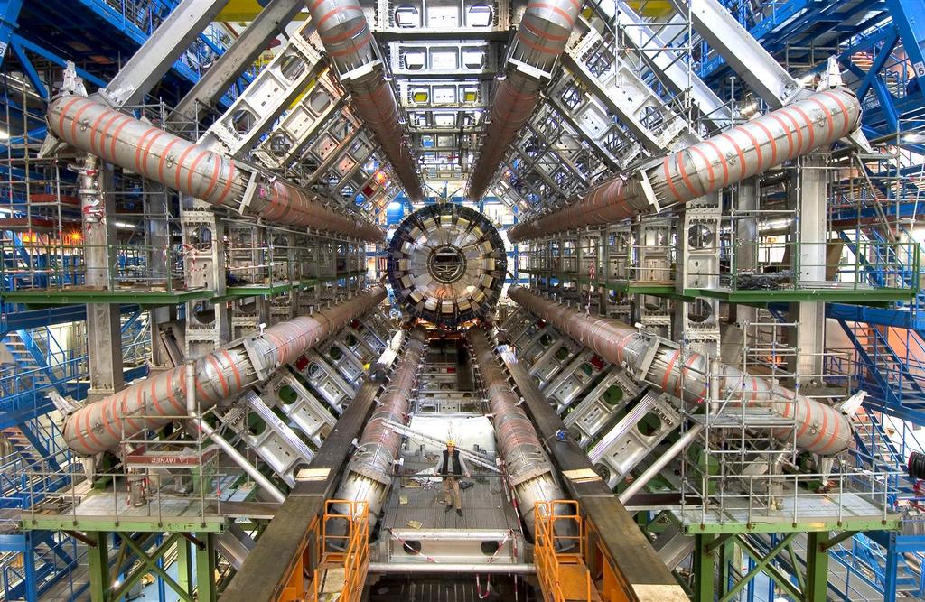 ATLAS magneter CERN LHC tunneln LHC magneter LHC experimenten ATLAS ATLAS magneter