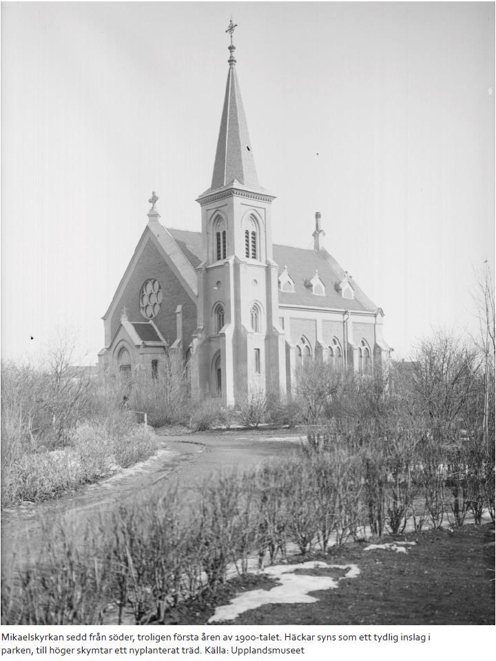 Kyrkobyggnader som är uppförda och kyrkotomter som har tillkommit före utgången av år 1939 får inte på något väsentligt sätt ändras utan tillstånd av länsstyrelsen.