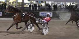Målfotot visade att Lady Flax hade nosen först. Segertid 17,0/2160 meter och 15.000 kronor till tränaren Lars Erik Eriksson under stallnamnet Golvsta HB i Alunda.