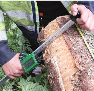 Skogen formas med gallring Markförsäljningsprogram Som ett led i att effektivisera verksamheten strävar Sveaskog efter att anpassa strukturen på skogsinne haven till kundstrukturen genom köp, byten