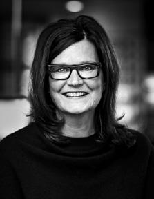 STYRELSE OCH KONCERNLEDNING STYRELSE FREDRIK RAPP (född 1972) Styrelseordförande sedan 2015 och styrelseledamot sedan 2013 Utbildning: Civilekonom Huvudsaklig arbetslivserfarenhet: VD Pomona-gruppen