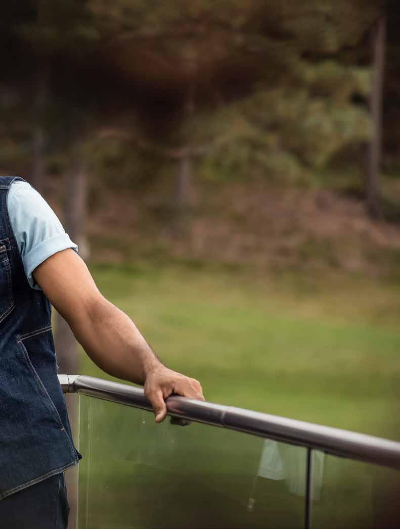 STÄD & SERVICE Visst är det skillnad på arbetskläder och Arbetskläder I allt vi gör utgår vi från dig: vad du behöver för