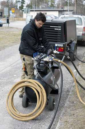 Då rören är fullständigt belagda härdas systemet.