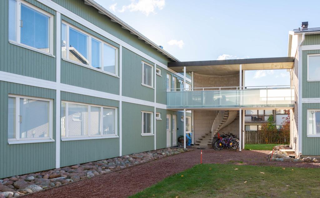 2 rum & kök vid Askuddsvägen 1 C 15 i Mariehamn Fin tvåa om 59 m 2 bekvämt belägen på markplan vid Askuddsvägen 1 i norra Mariehamn.