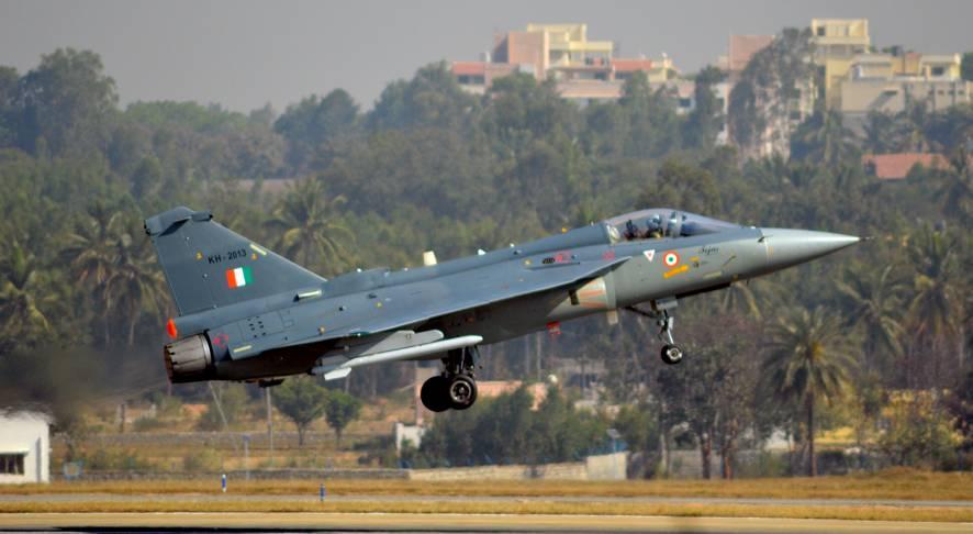 Lätt stridsflygplan Tejas Mk I (Indien) Det är inte bara indiens internationella samarbeten som slirat betänkligt utan även inhemska projekt.