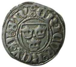 Myntort Antal Vikt Lod Silver Koppar Åbo 1 1,02 15 88,38 4,15 Fig. 8. Erik av Pommern, Västerås, örtug typ 4. Åbo 2 1,16-1,05 14 86,50-83,33 Åbo 2 1,11-0,94 13 76,42-76,04 Tabell 11.