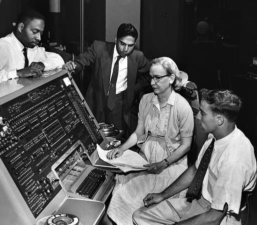 Den gör inte vad du tänker Den gör vad du skriver Grace Hopper avlusar ett program