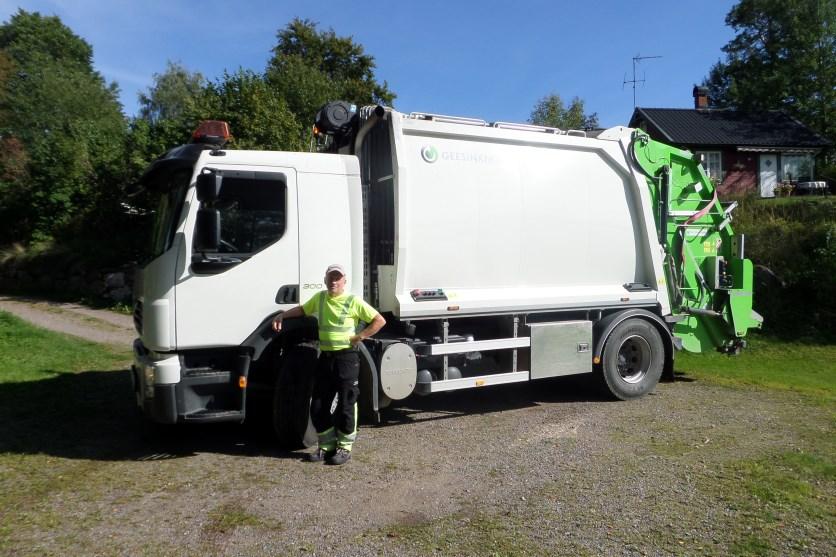 Den kömmunålå å rsredövisningen Tilläggsupplysningar Lagregler Kommunallagen stadgar (8 kap 17 KL) att årsredovisningen ska lämnas till fullmäktige och revisorerna senast den 15 april året efter det