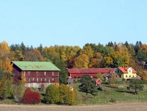Vid första husförhöret i Alby 1750 var bonden Per Ersson och hustrun Stina närvarande. Per var fortfarande med vid storskiftet 1775. Hans hemmansdel var på ¼ mantal.