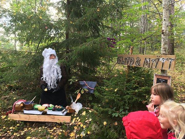 Så bra då har vi kommit rätt! Leif har vunnit en tävling och blivit hustomtarnas Mästerkock berättar han.