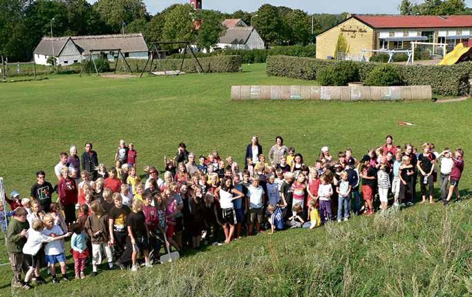 Tillsammans skapar vi vår framtid! Foto: Mörbylånga kommun Våra skolor håller en hög kvalitet med ett bra pedagogiskt innehåll.