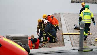 Stöd till personer med funktionsnedsättning Du som behöver särskild hjälp på grund av funktionsnedsättning kan få olika former av stöd så att du har möjlighet att leva och bo självständigt under