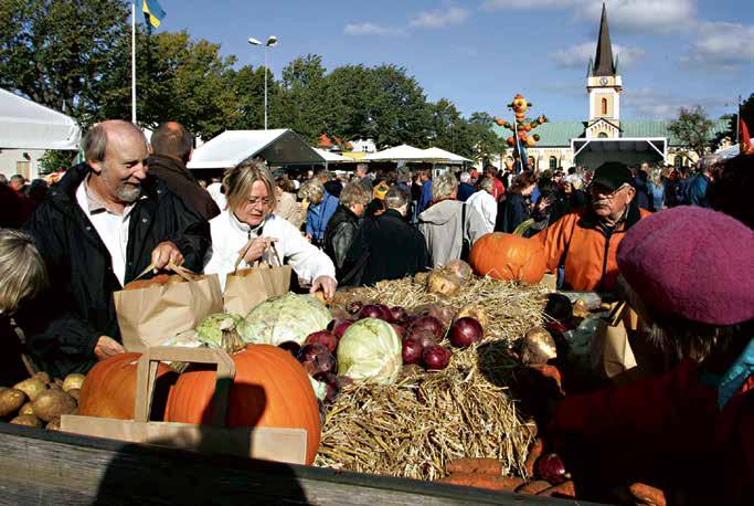 Foto: Ölands skördefest Ölands Skördefest Sveriges största! Varje höst, sista helgen i september, anordnas en skördefest över hela Öland.