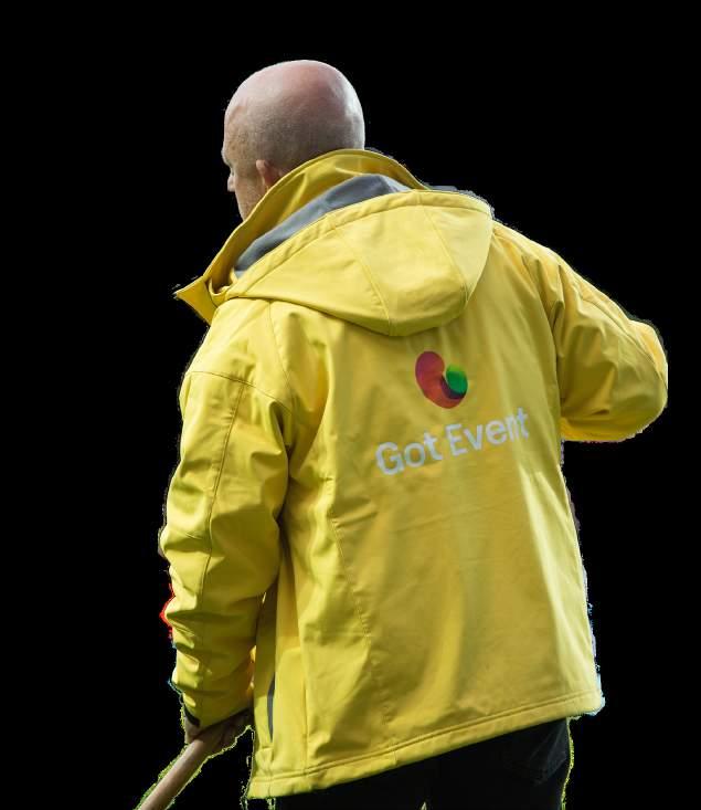 Vi gör det här - Nya kraftuttag bestyckade med Powerlocksystem har installerats med fasta positioner under trapporna i arenarummet.