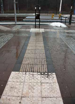 För att skapa ett hållbart samhälle är det viktigt att det är promenadavstånd till grundläggande funktioner som arbete, service och rekreation.