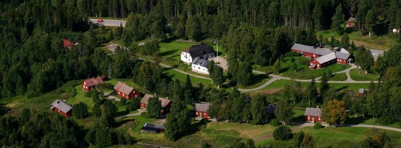 Gålsjö bruk. Stångjärnssmedja 1703-1872. Konferensanläggning sedan 2001. Torsdag 3 juli Frukost från 06.30 Avfärd Kustturen 07.45 Avfärd Södra turen 08.00 Lunch i fält Hemkomst 17.00-17.30 18.