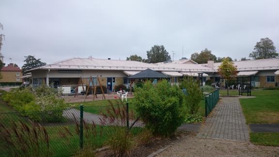 Totalmetodiken Kortrapport för Etapp 1 augusti 2017 Fastighet: Fastighetsägare: Konsulter: Sjöglimten Hovmantorp Lessebo Kommun bsv arkitekter & ingenjörer AB Totalmetodiken Etapp 1.