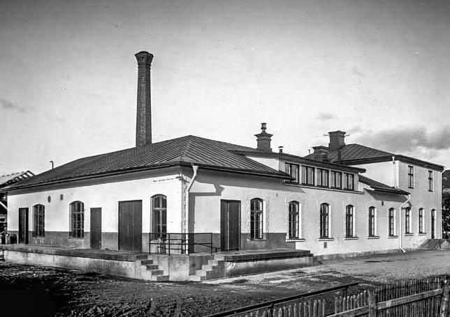 bildades på 1870-talet och låg efter Stationsgatan.