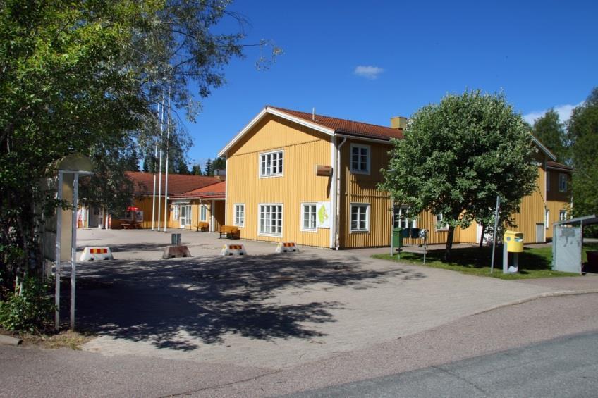 3 Specifikationer Nämnder och sektioner I detta kapitel presenteras nämndernas samt finansförvaltningens redovisning närmare. En sammanställning totalt framgår i nedanstående tabell.